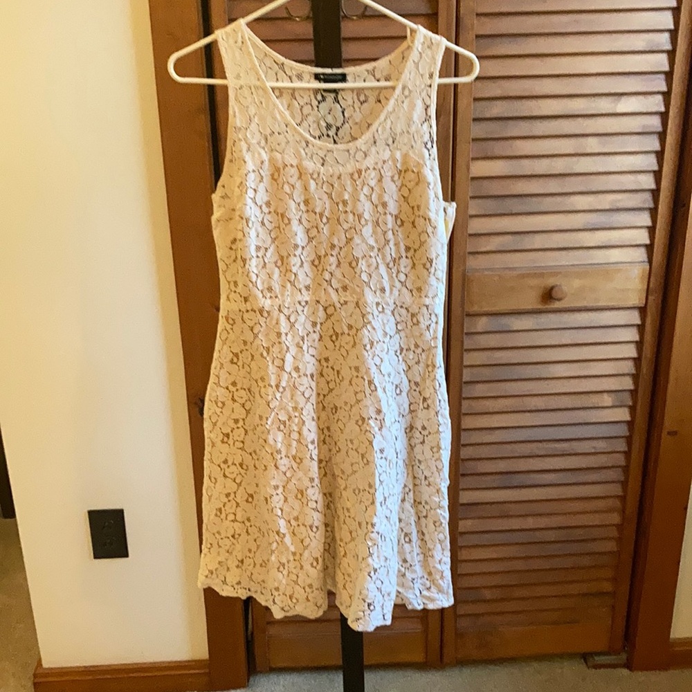 White summer dress size 4